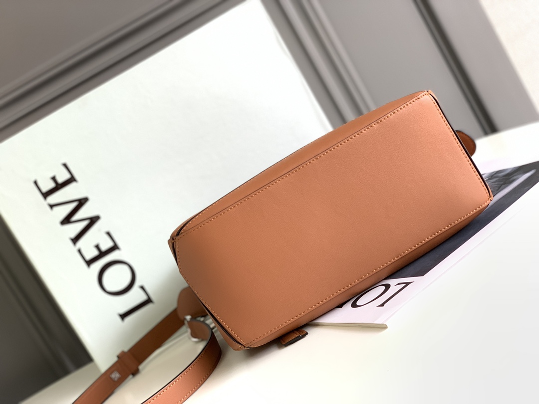 Loewe Puzzle Bags